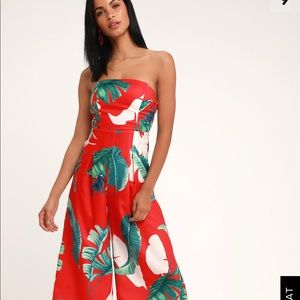 Same jumper, the one I’m selling is green & blue